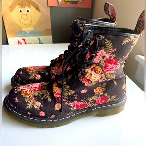 Dr. Martens airway canvas floral print combat boot